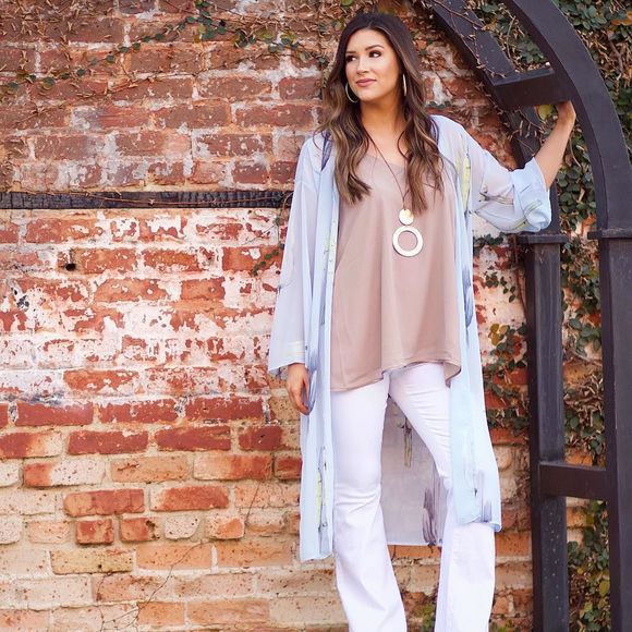 Meet your Posher, Kristen - Picture 1 of 1